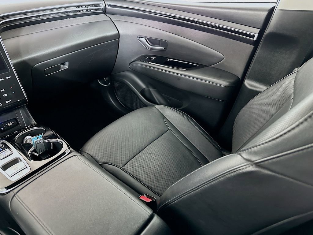 Used 2024 Hyundai Tucson Limited image 33