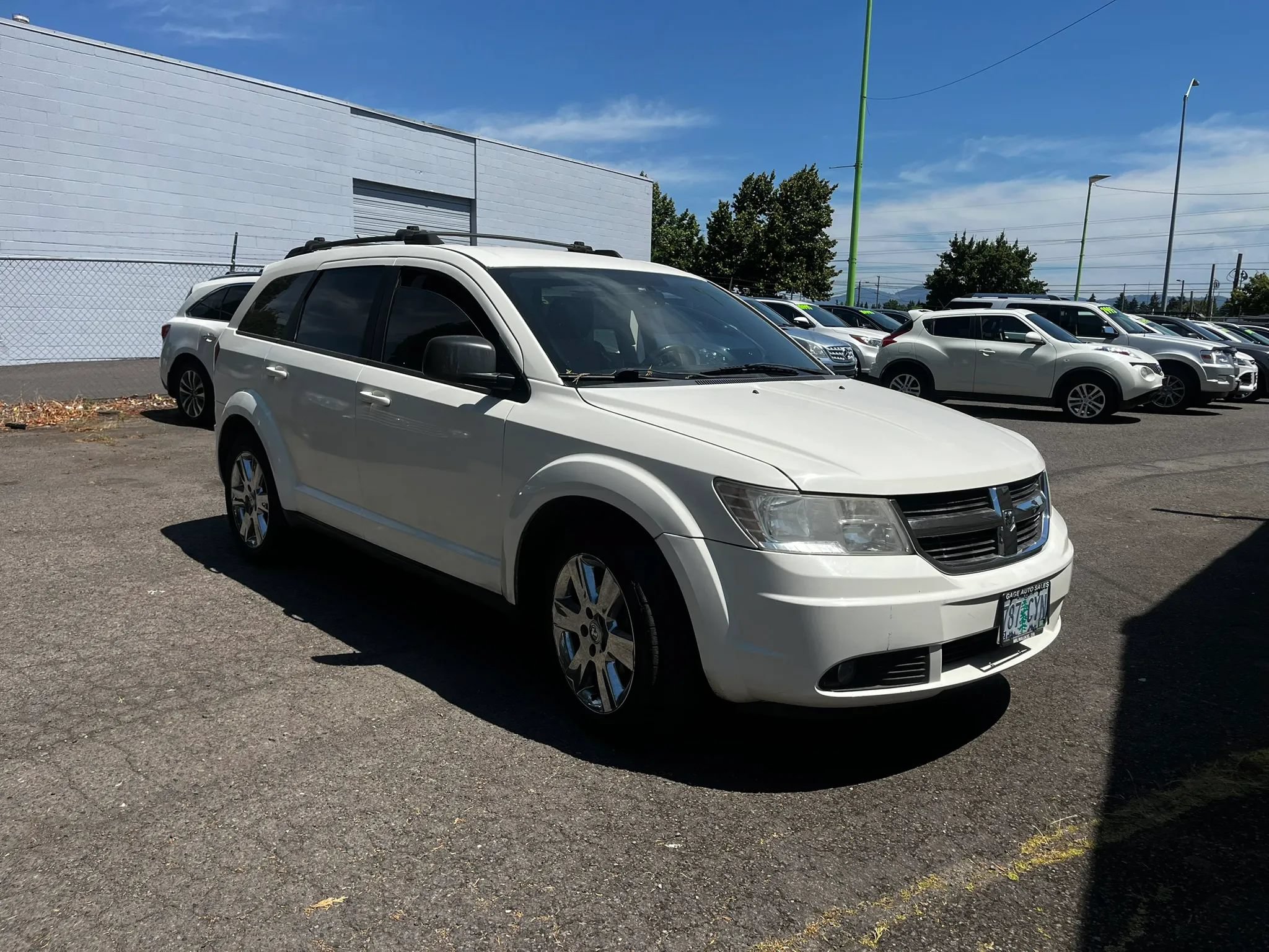 Used 2009 Dodge Journey SXT w/ Chrome Appearance Group