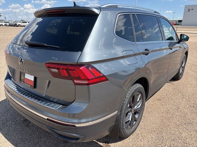 Used 2023 Volkswagen Tiguan SE image 6