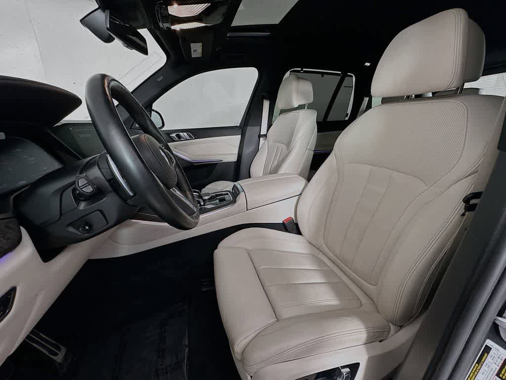 Used 2022 BMW X5 xDrive40i AWD/4WD image 12