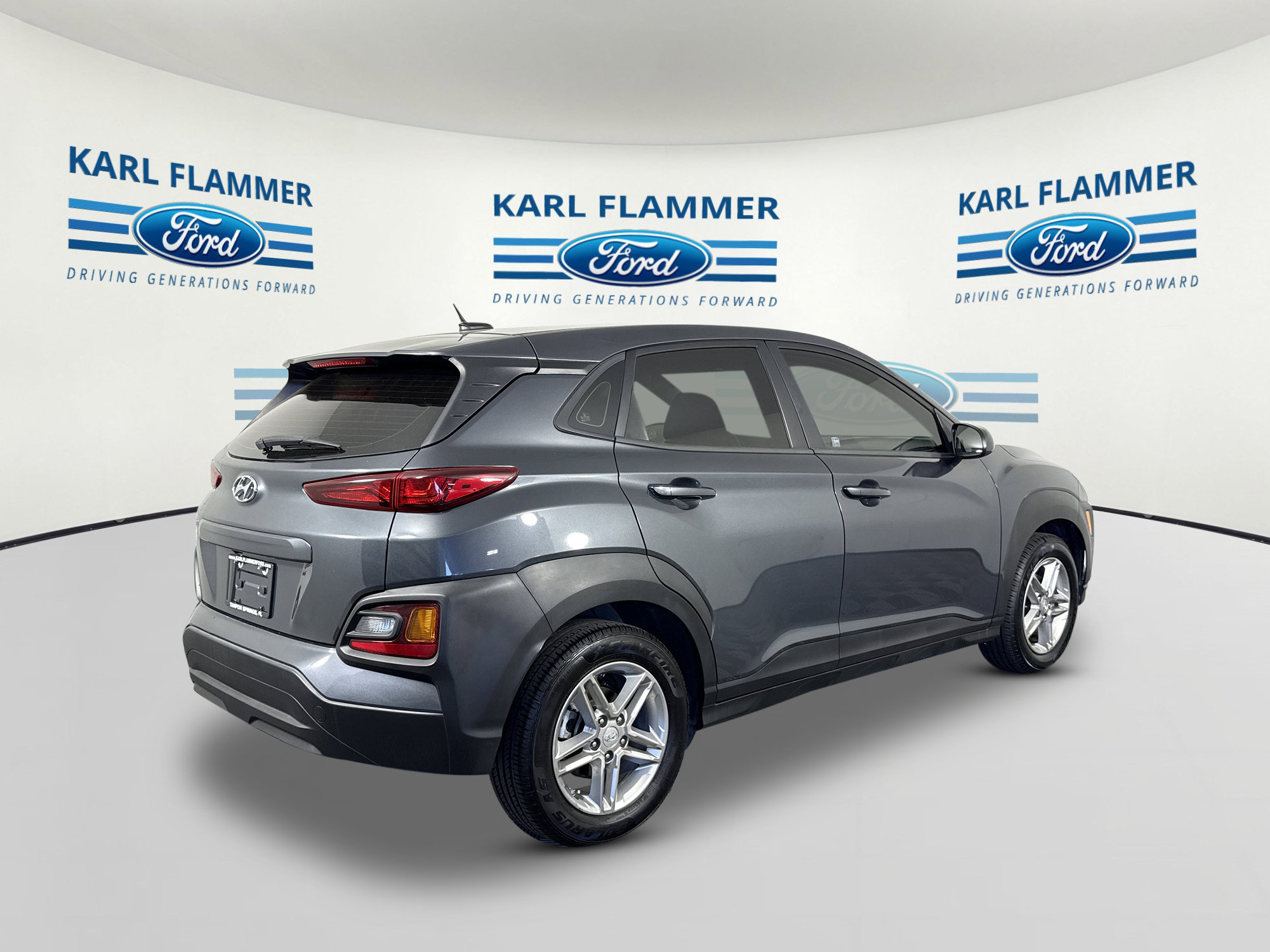 Used 2021 Hyundai Kona SE image 3