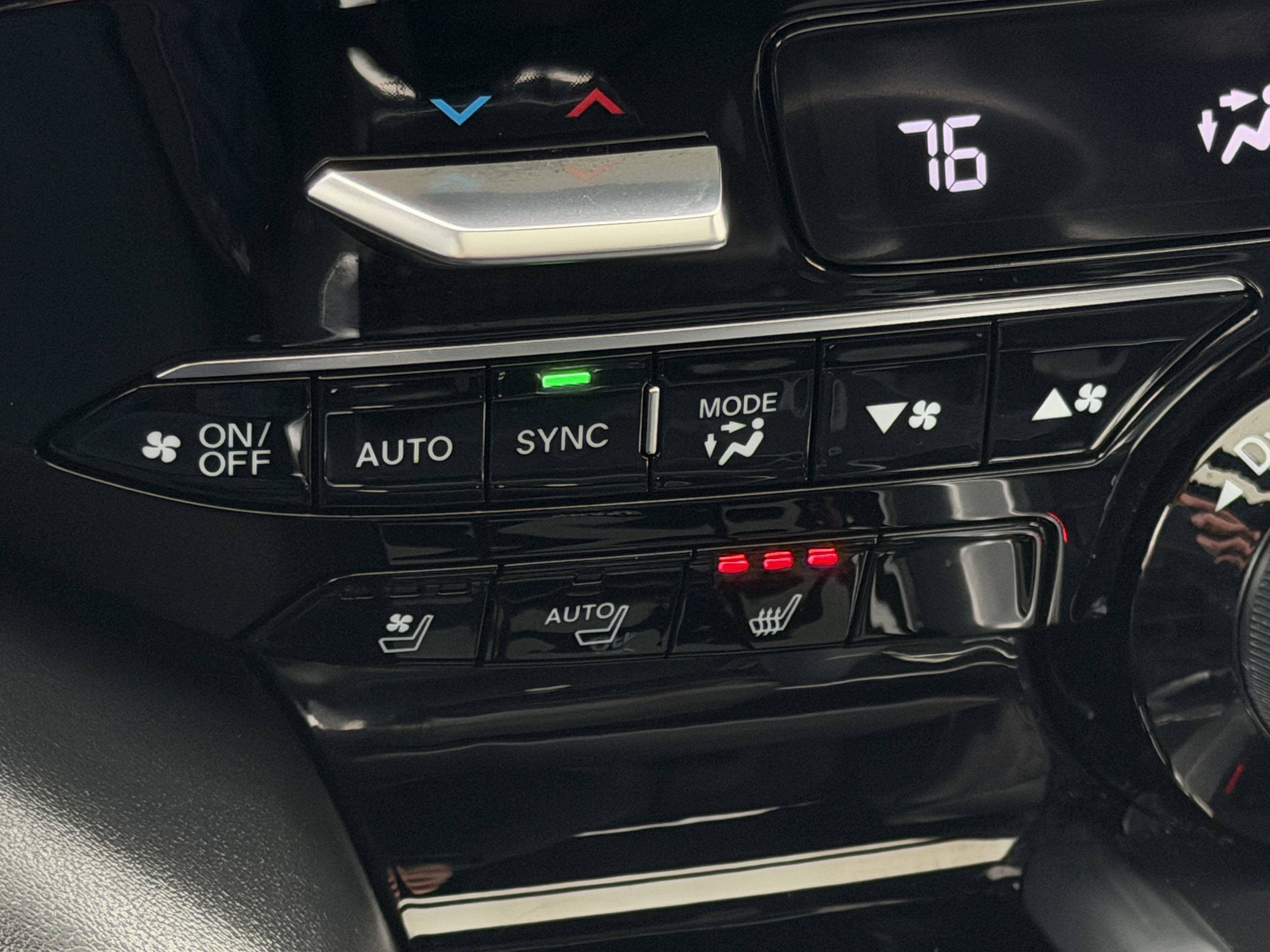 Used 2023 Acura MDX A-Spec image 25