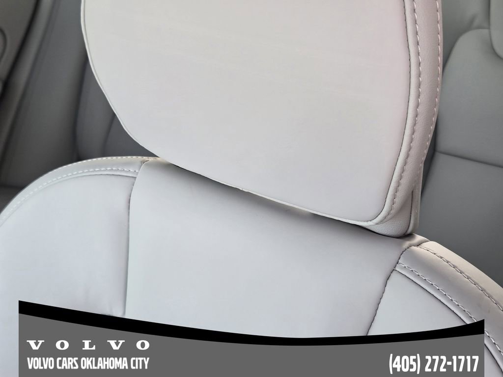 New 2026 Volvo XC60 T8 Ultra w/ Protection Package Premier image 16