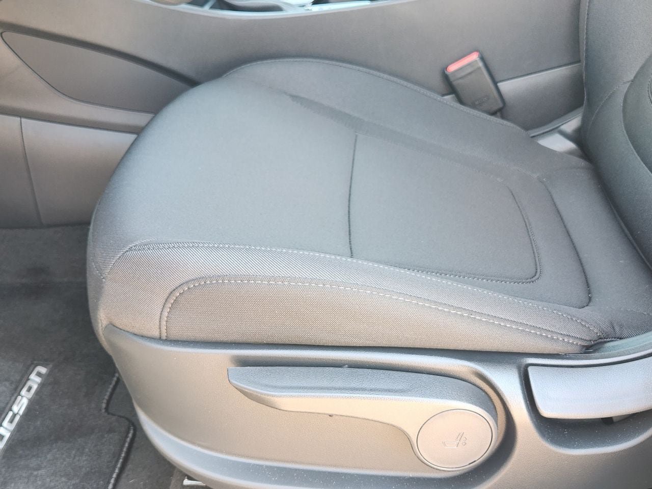 Certified 2026 Hyundai Tucson SE FWD image 24
