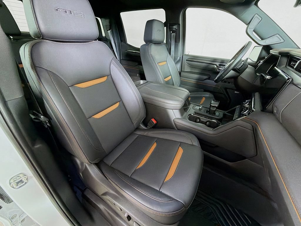 Used 2025 GMC Sierra 1500 AT4 w/ AT4 Premium Package AWD/4WD image 26