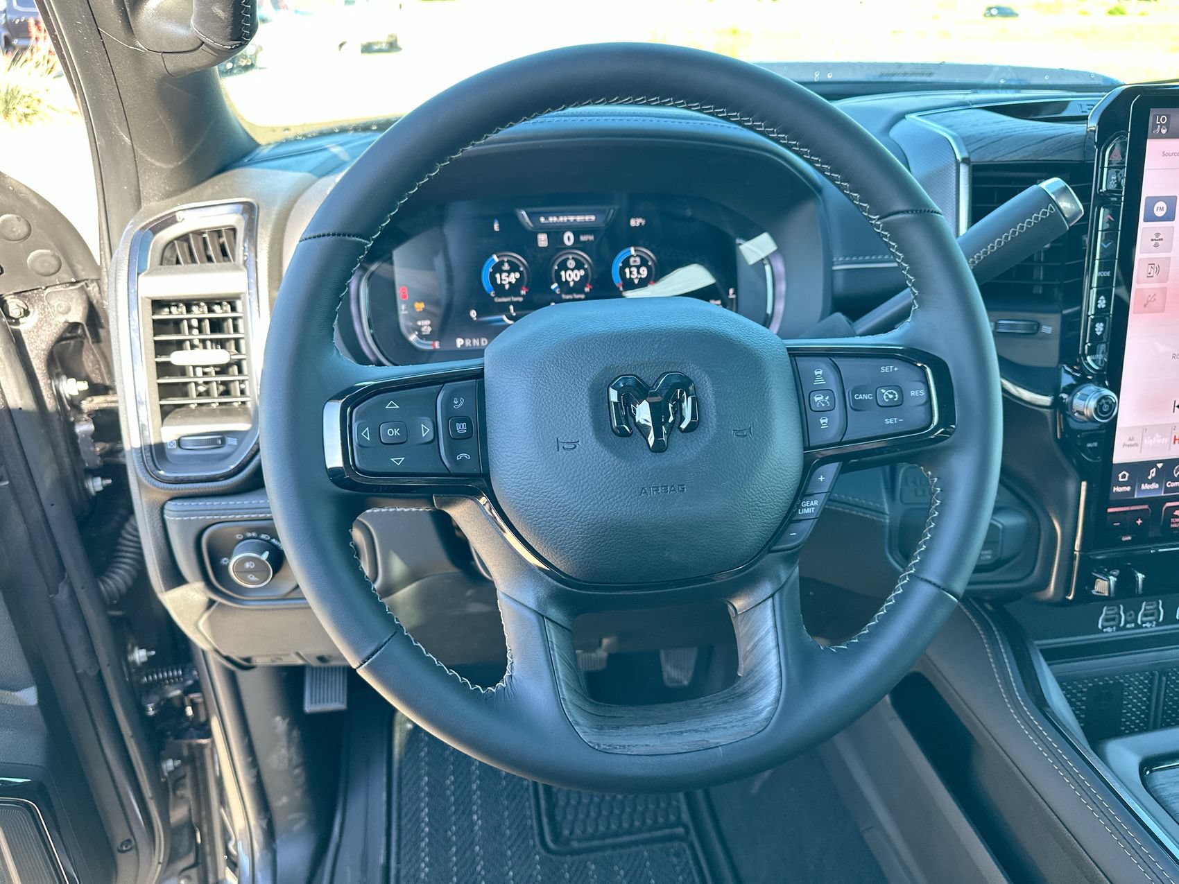 New 2026 RAM 2500 Limited AWD/4WD image 14