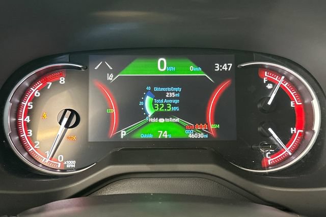 Used 2025 Toyota RAV4 XLE FWD image 29
