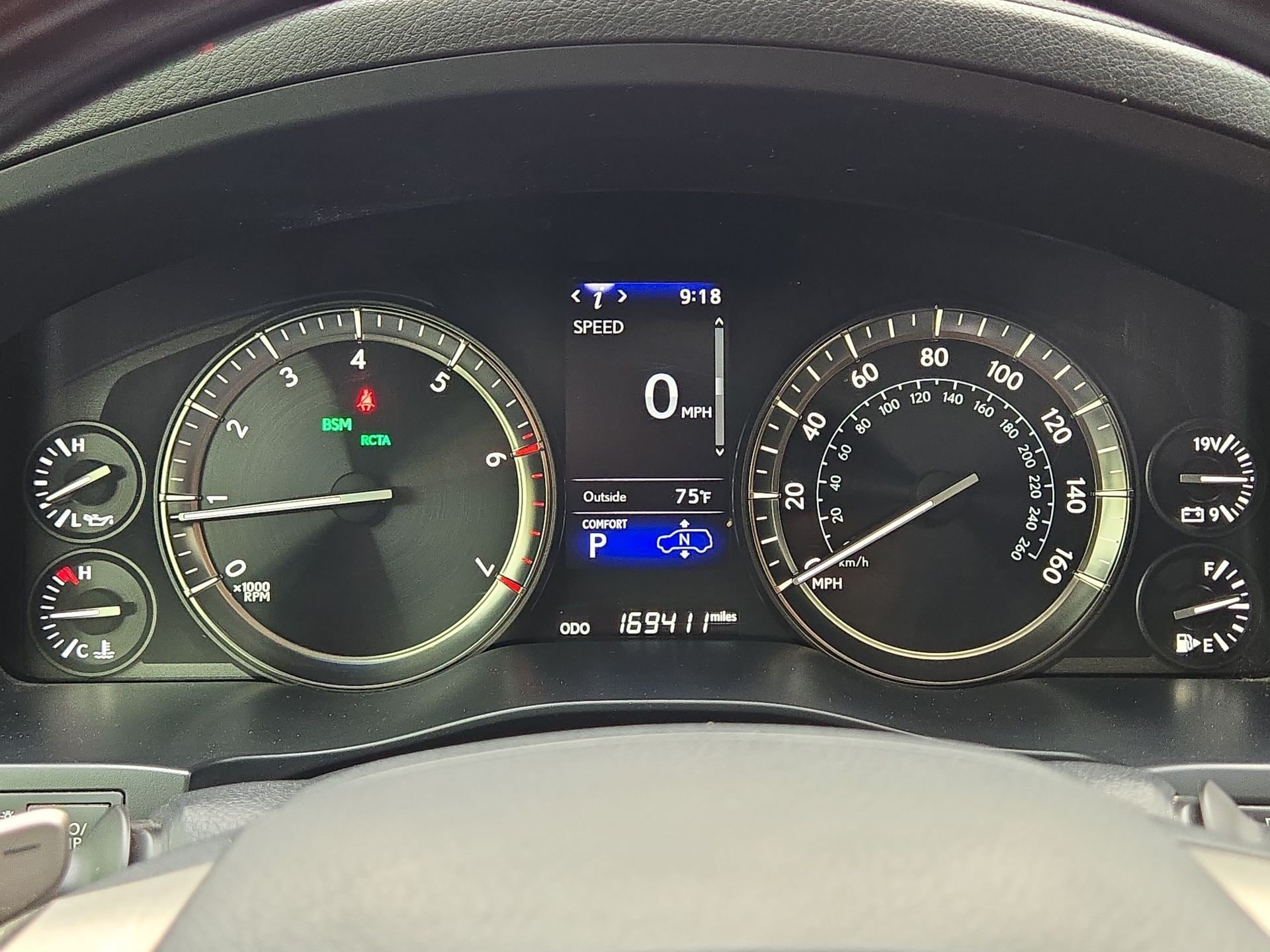Used 2019 Lexus LX 570 4WD w/ Luxury Package image 20