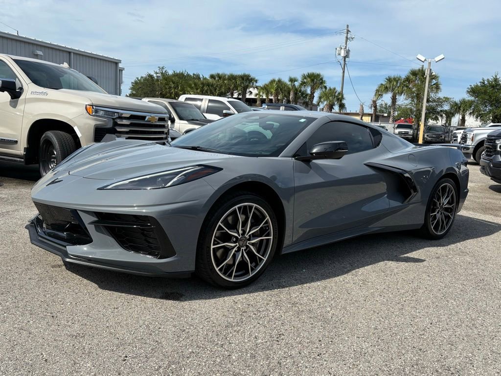 Used 2024 Chevrolet Corvette Stingray Premium Cpe w/ Z51 Performance Package RWD image 1