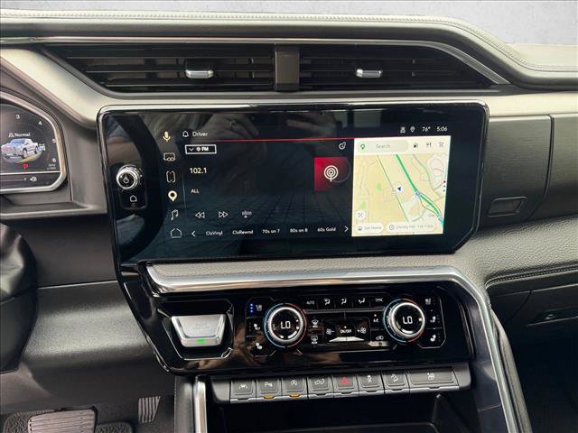Used 2024 GMC Sierra 1500 Denali w/ Denali Reserve Package AWD/4WD image 15