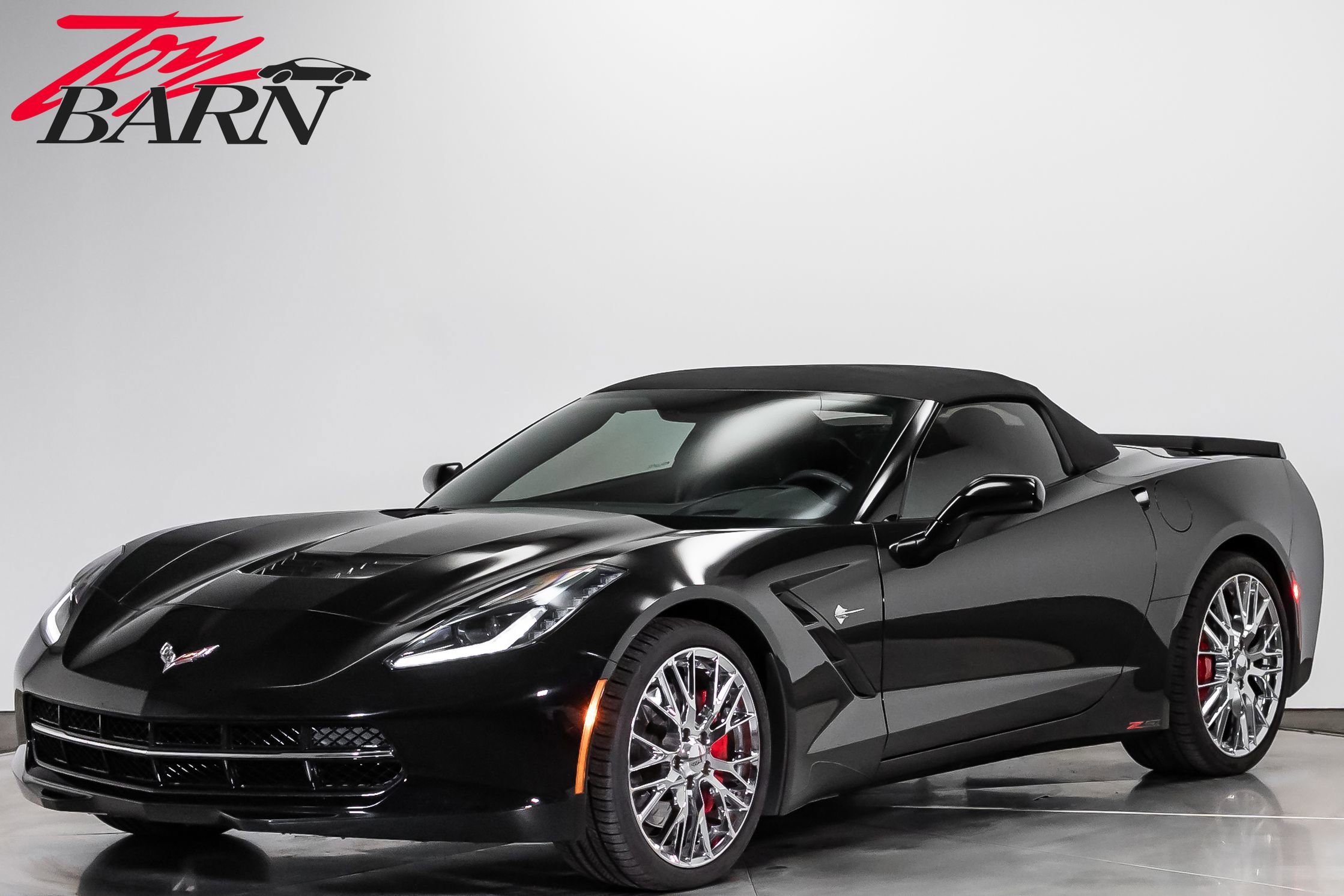 Used 2015 Chevrolet Corvette Stingray Convertible w/ 2LT Preferred Equipment Group RWD image 9