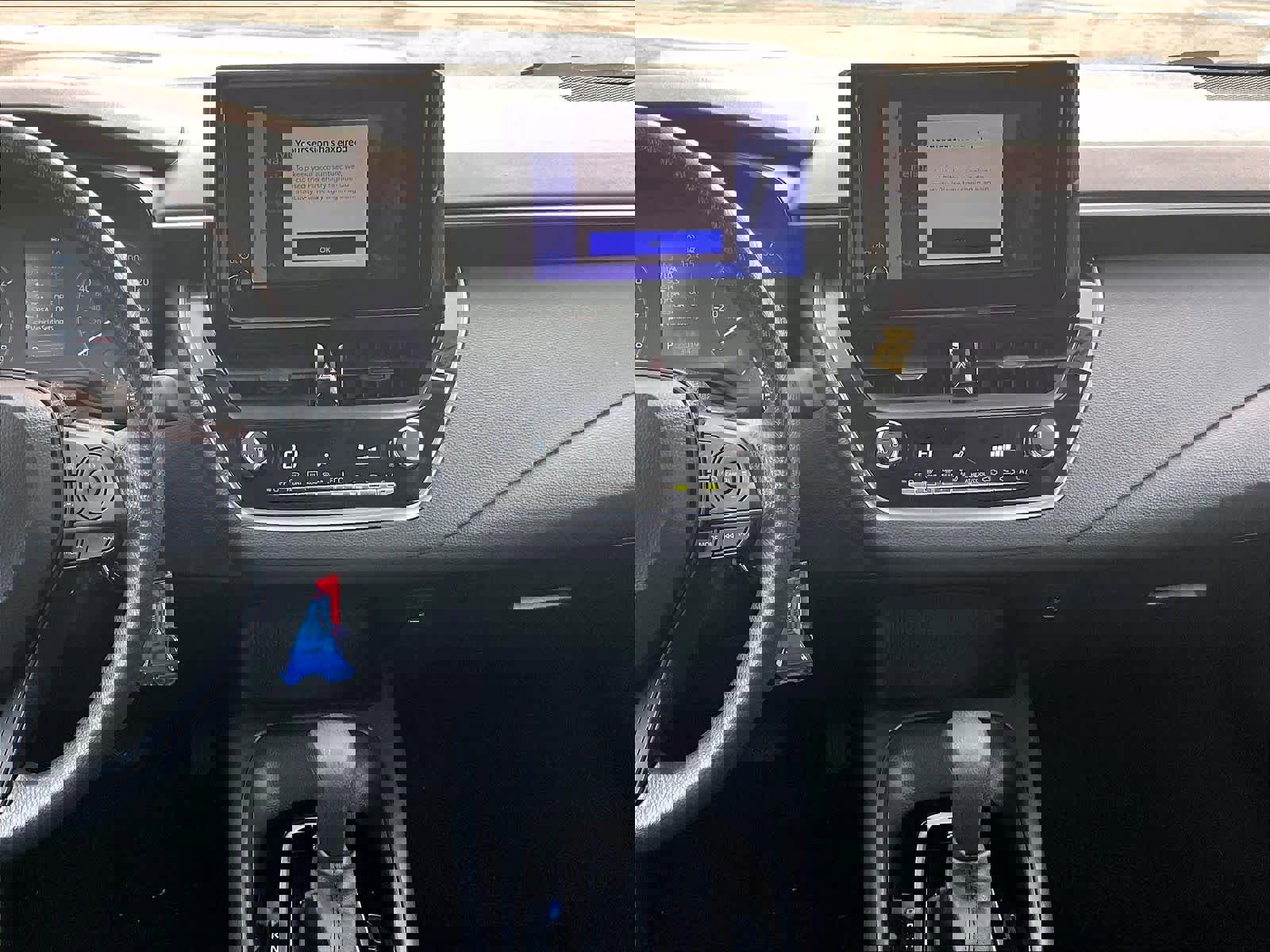 Used 2024 Toyota Corolla LE image 18