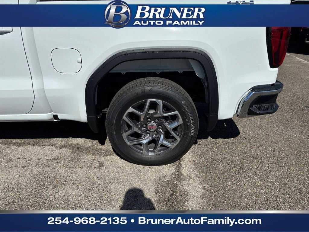 New 2026 GMC Sierra 1500 SLE image 10