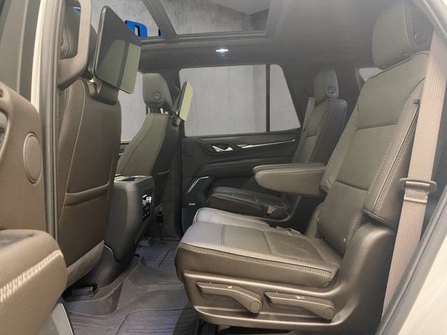 Used 2024 GMC Yukon Denali w/ Advanced Technology Package AWD/4WD image 9