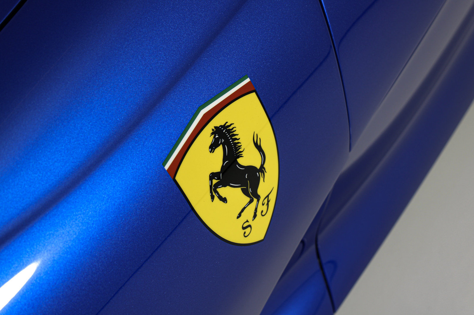 Certified 2022 Ferrari 812 GTS RWD image 32