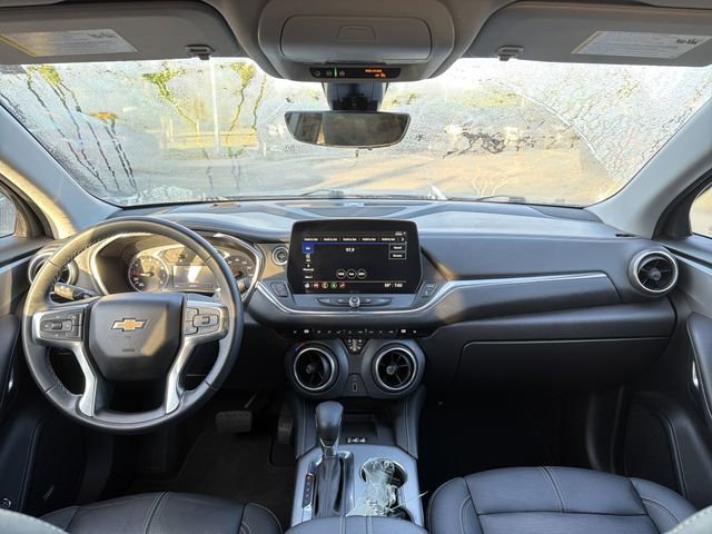 Used 2023 Chevrolet Blazer LT w/ Sound & Technology Package FWD image 26