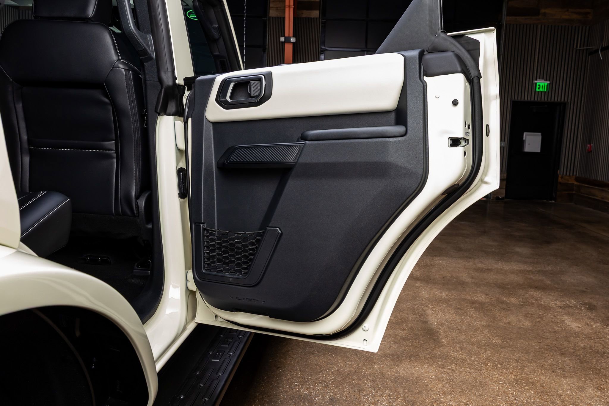 Used 2026 Ford Bronco Outer Banks AWD/4WD image 39