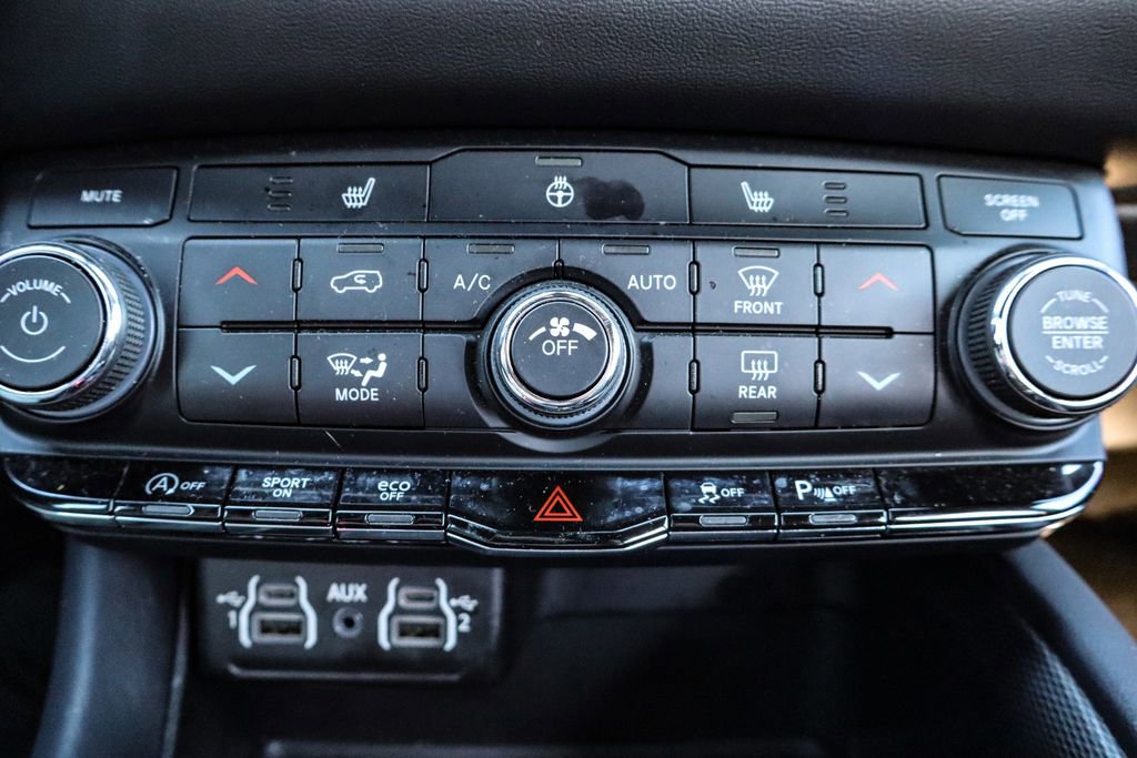 Used 2025 Dodge Durango GT w/ Blacktop Package image 32