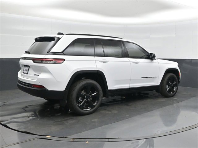 New 2025 Jeep Grand Cherokee Limited w/ Black Appearance Package image 3