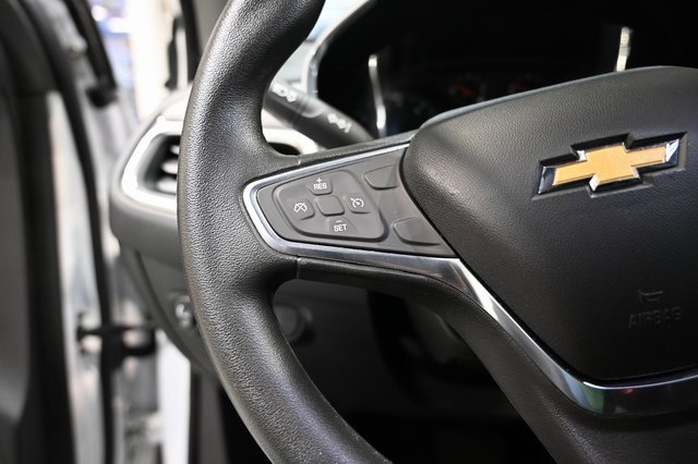 Used 2018 Chevrolet Equinox LS image 21