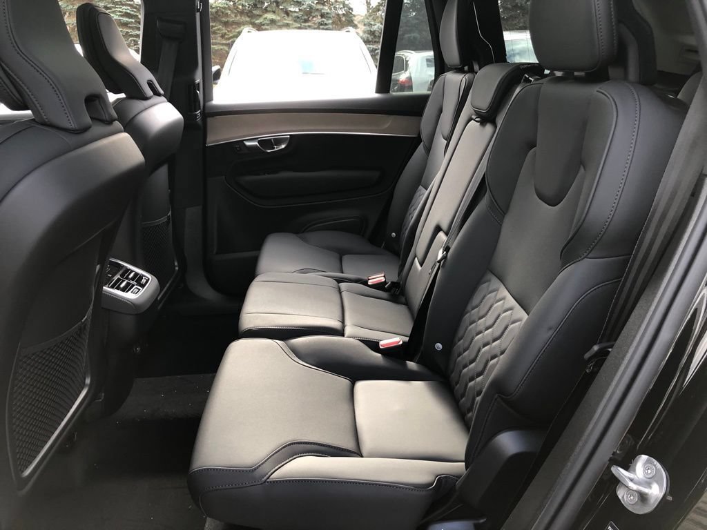 New 2026 Volvo XC90 B6 Plus w/ Protection Package Premier AWD/4WD image 28