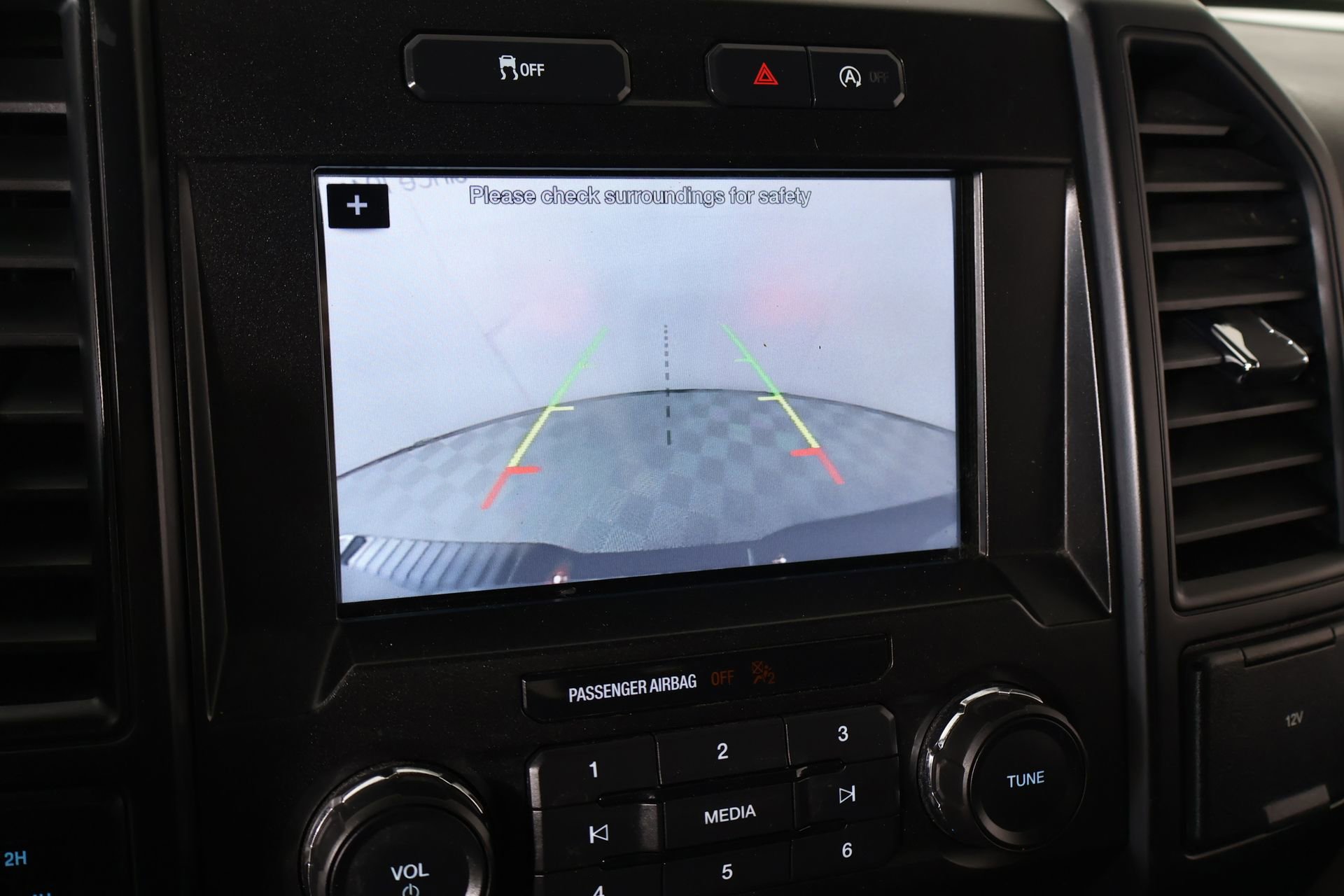 Used 2018 Ford F150 XL w/ Equipment Group 101A Mid AWD/4WD image 6