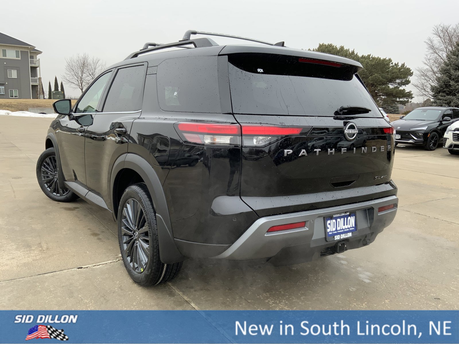 New 2026 Nissan Pathfinder SL w/ SL Premium Package image 3