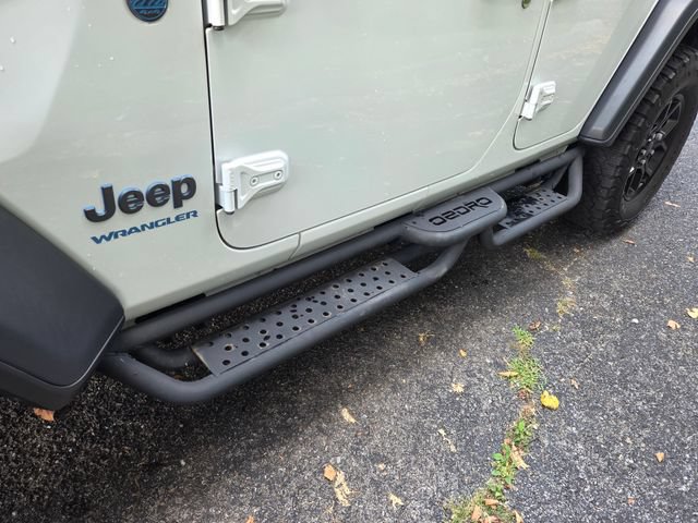 Used 2024 Jeep Wrangler Unlimited AWD/4WD image 32