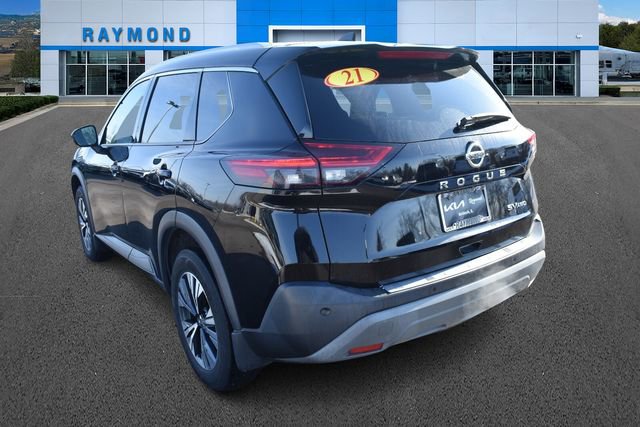 Used 2021 Nissan Rogue SV w/ Premium Package image 5