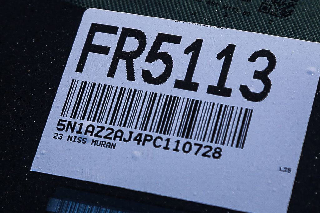 Used 2023 Nissan Murano S image 27