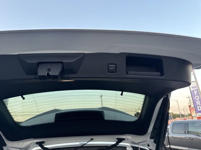 New 2025 Ford Escape ST-Line w/ Equipment Group 301A image 32