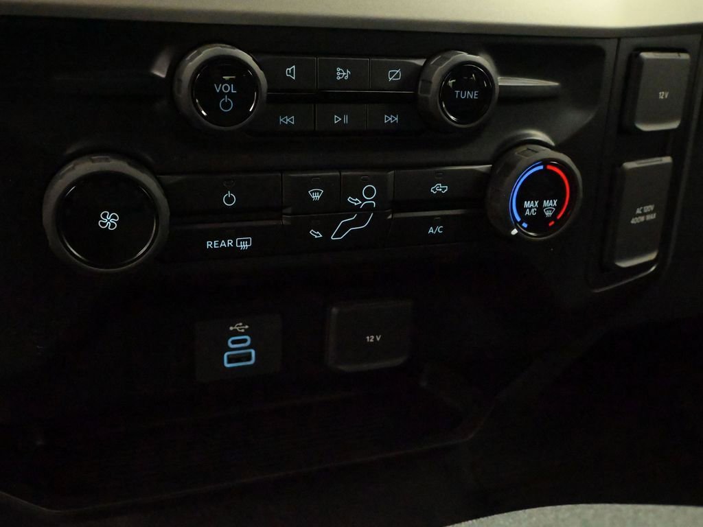 Certified 2024 Ford F250 XLT w/ FX4 Off-Road Package image 17