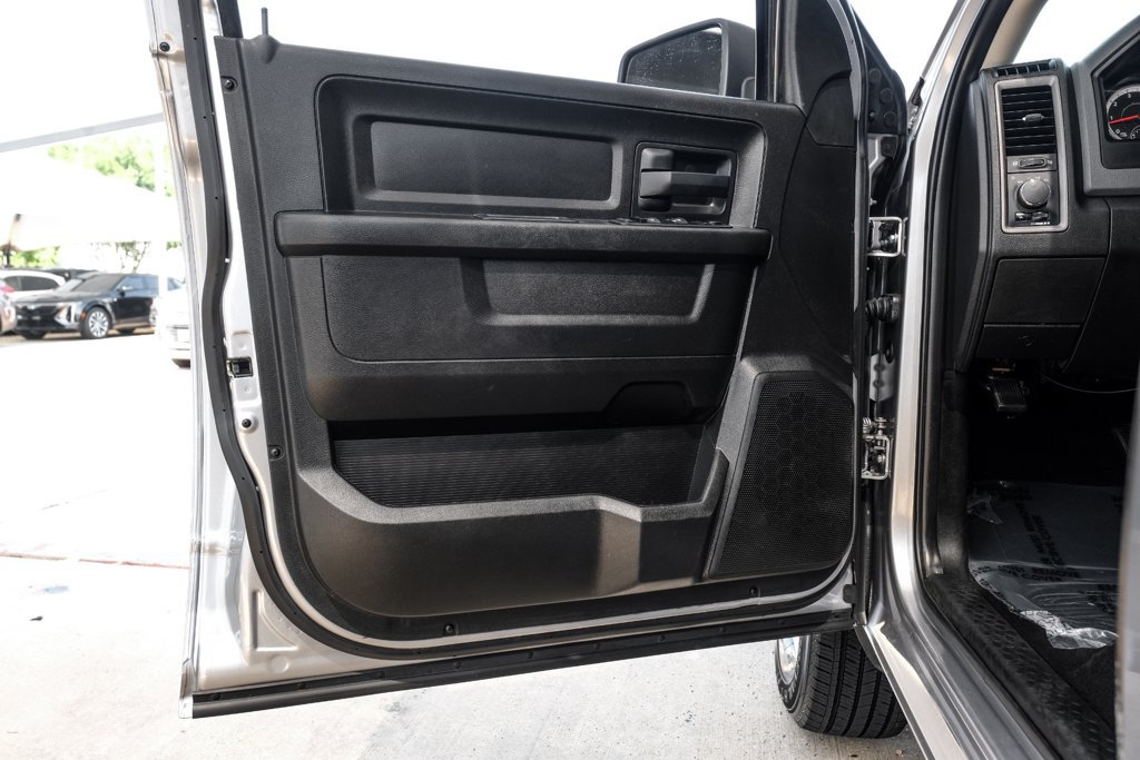 Used 2019 RAM 1500 Tradesman w/ Chrome Plus Package RWD image 34
