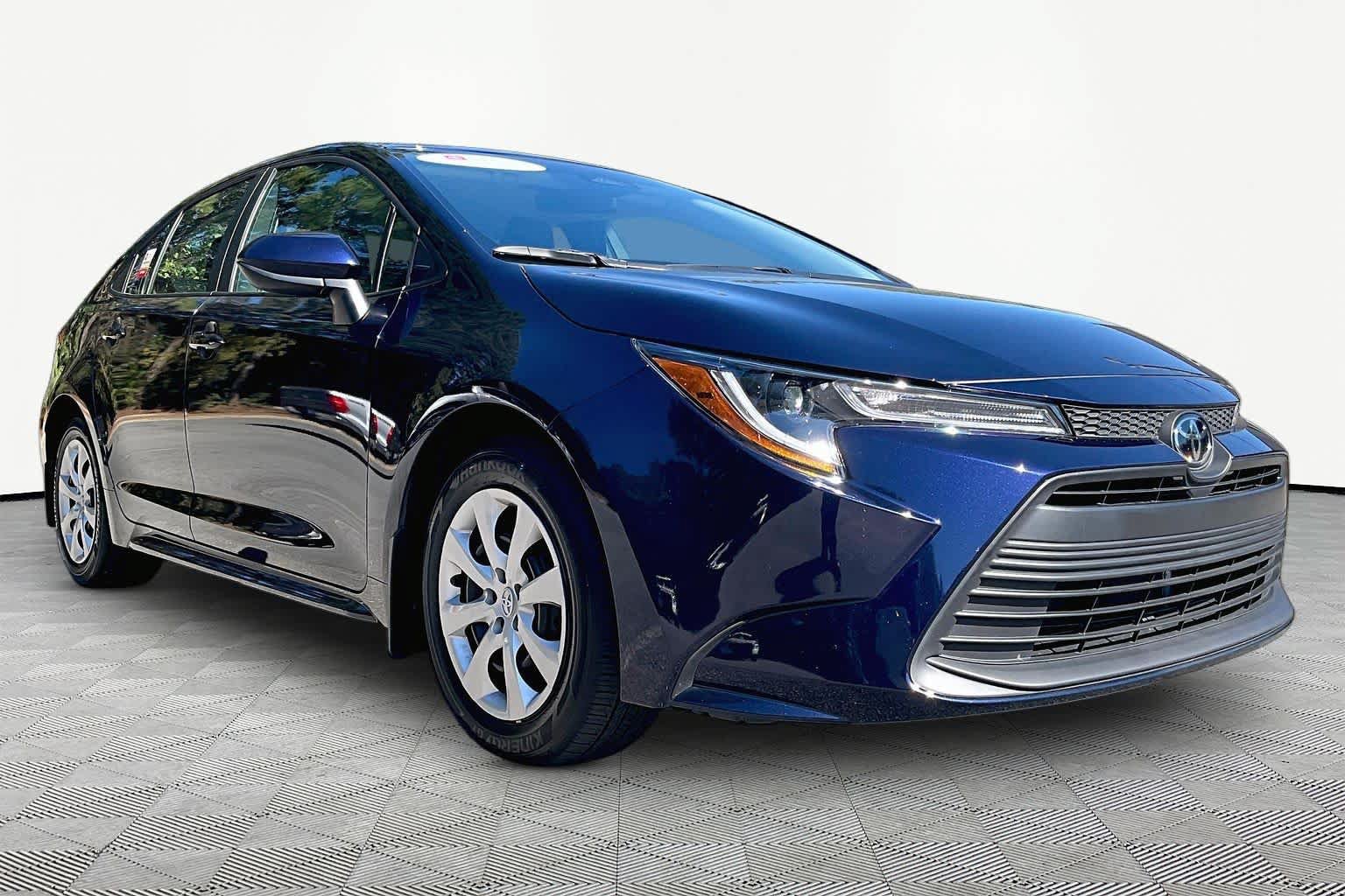 Certified 2026 Toyota Corolla LE FWD image 3