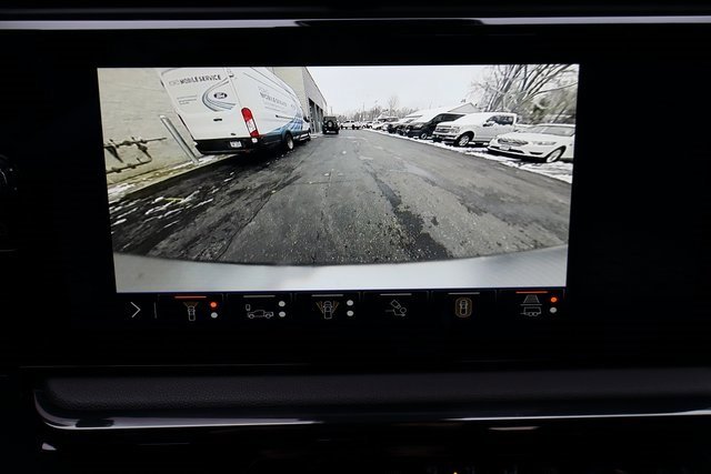 Used 2025 GMC Sierra 2500 AT4 w/ AT4 Premium Plus Package image 9