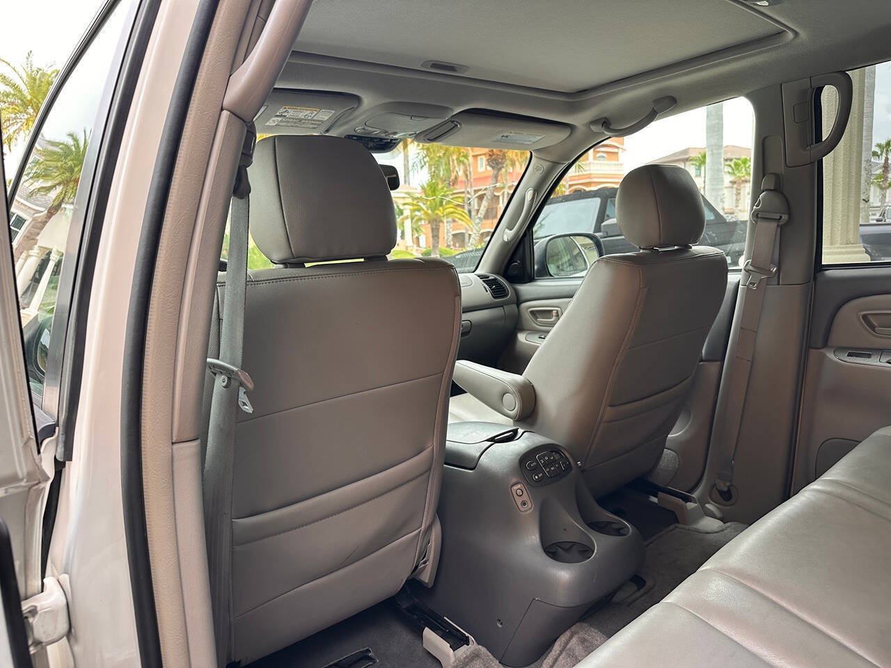 Used 2007 Toyota Sequoia Limited RWD image 71