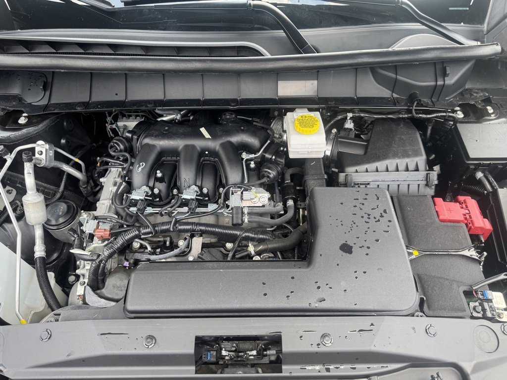 Certified 2025 Nissan Pathfinder SV w/ Black Appearance Package image 32