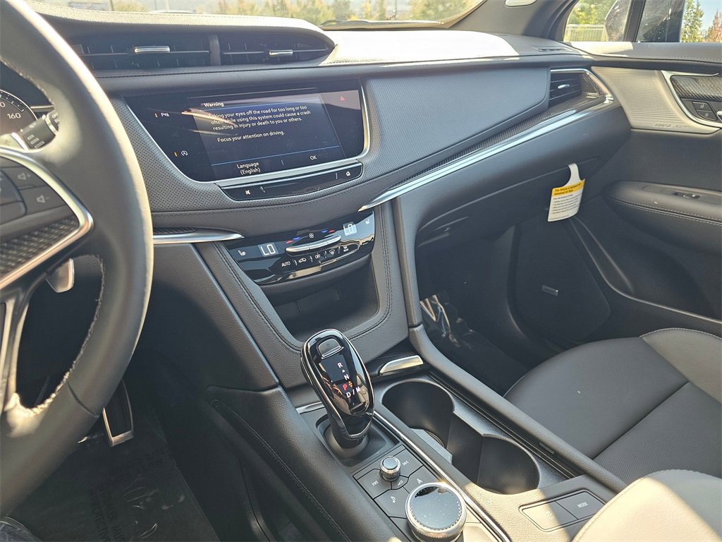 New 2025 Cadillac XT5 Sportv w/ LPO, Floor Liner Package image 29