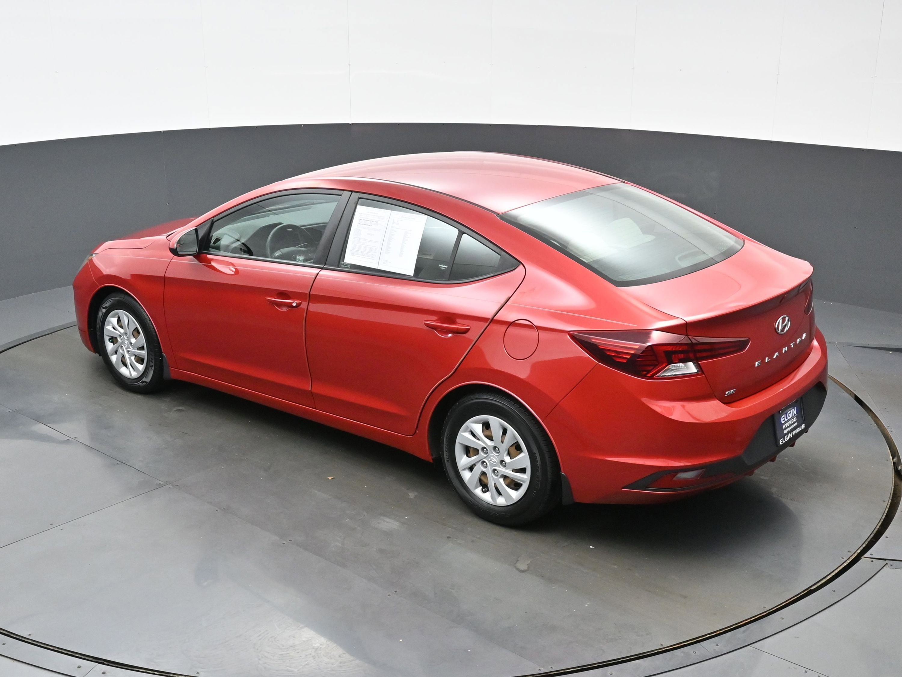 Used 2019 Hyundai Elantra SE FWD image 31