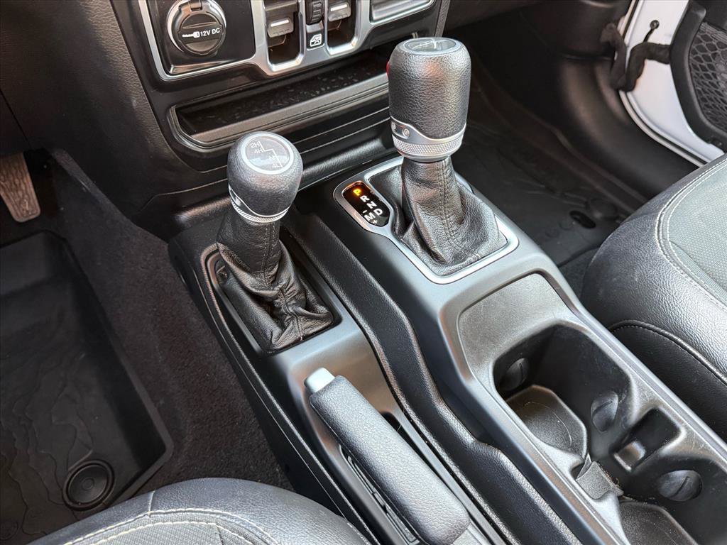 Used 2021 Jeep Gladiator Sport AWD/4WD image 29
