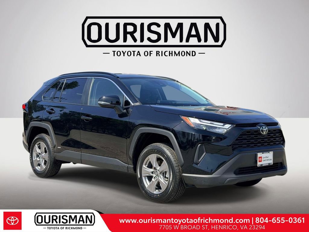 Certified 2025 Toyota RAV4 XLE image 1