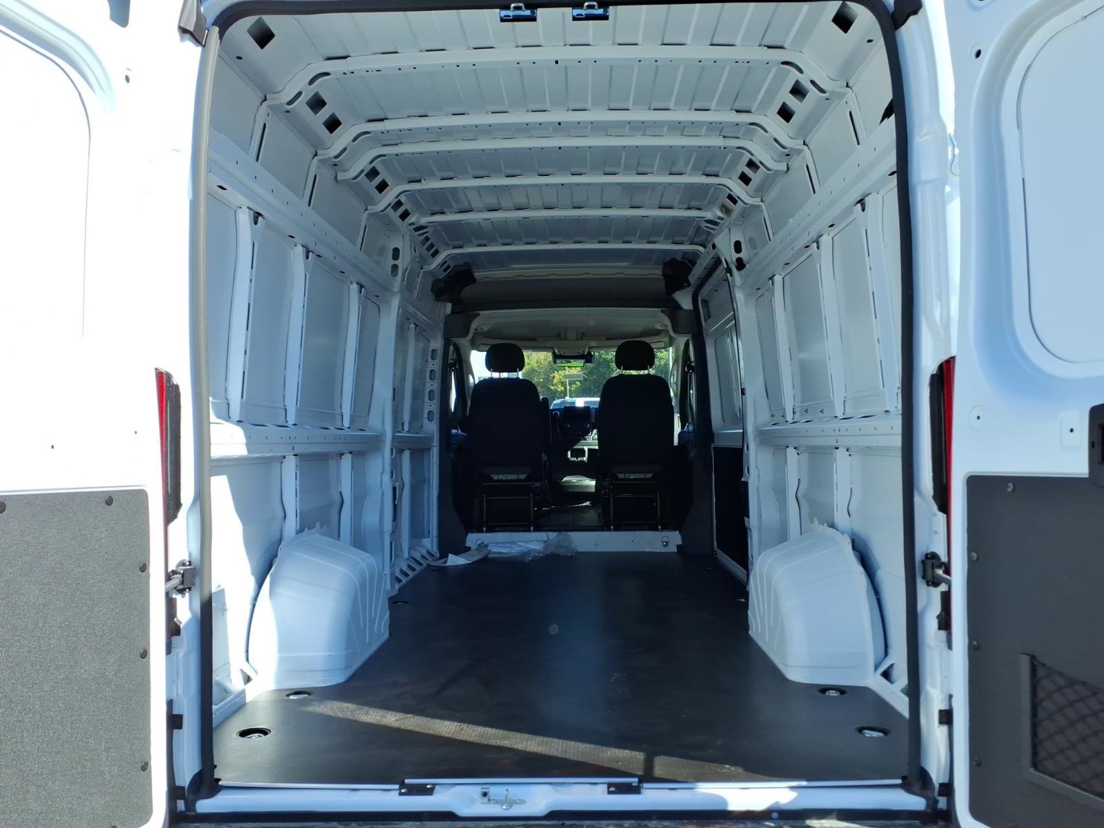 New 2027 RAM ProMaster 3500 w/ Safety Group FWD image 10