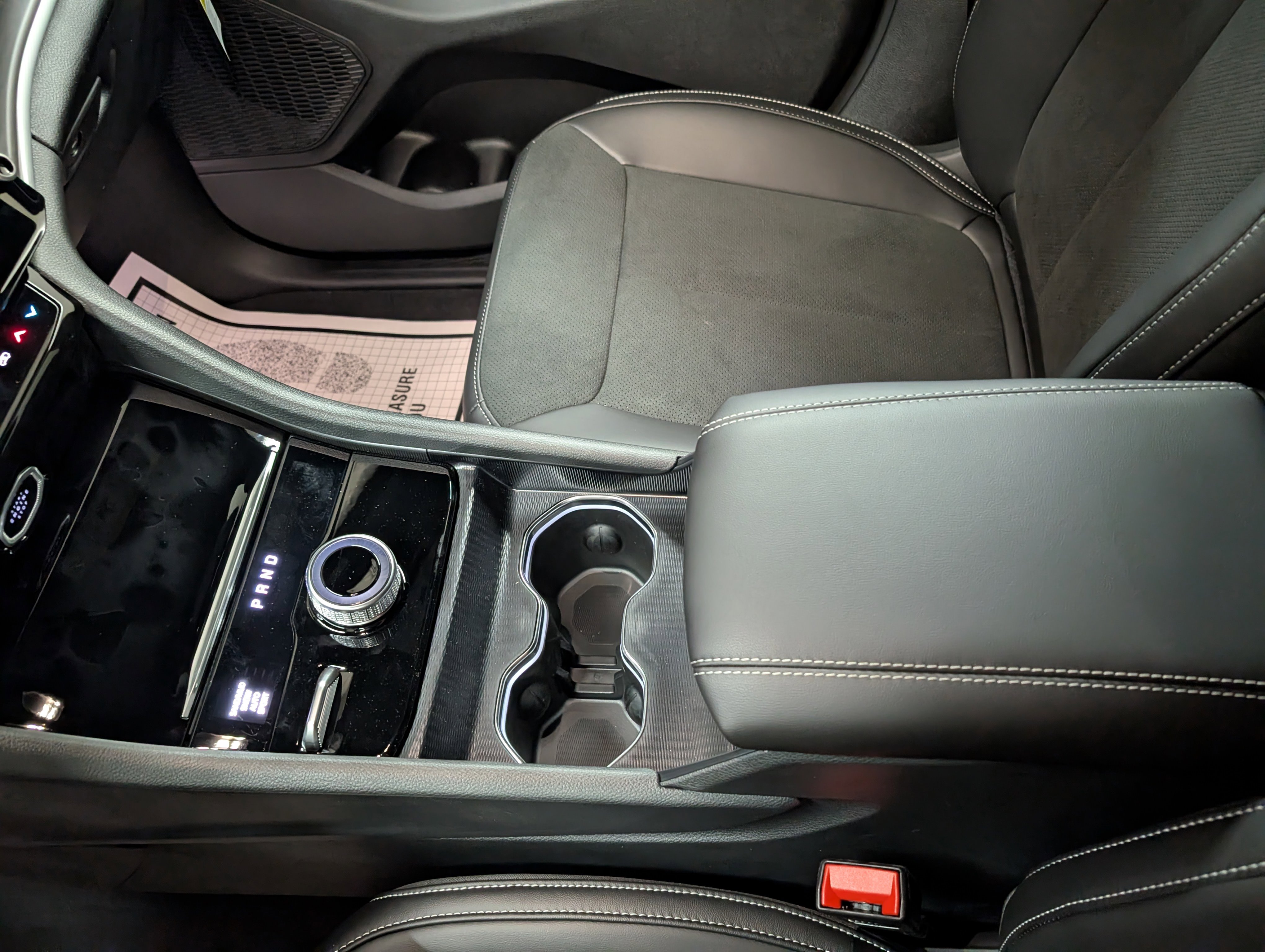 New 2026 Jeep Grand Cherokee L Limited AWD/4WD image 15