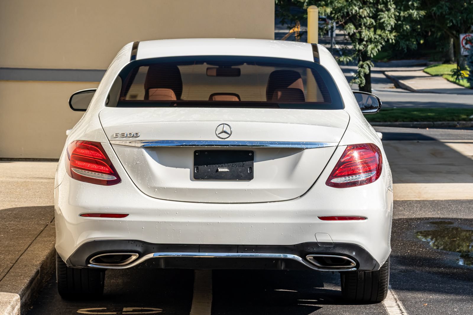 Used 2017 Mercedes-Benz E 300 image 9