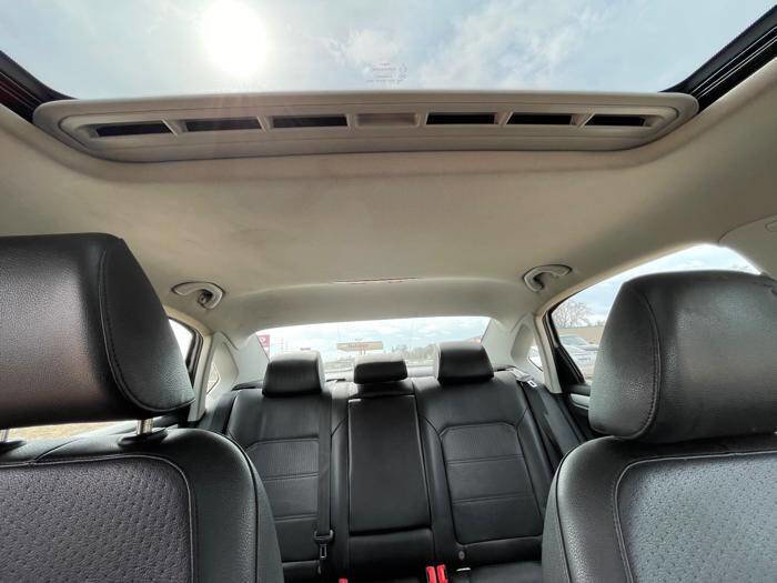 Used 2013 Volkswagen Passat 2.5 SE FWD image 32