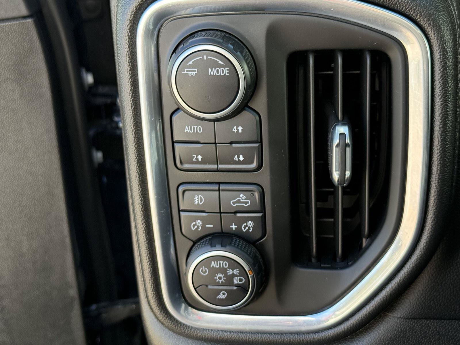 Used 2022 Chevrolet Silverado 1500 RST w/ All Star Edition Plus AWD/4WD image 22