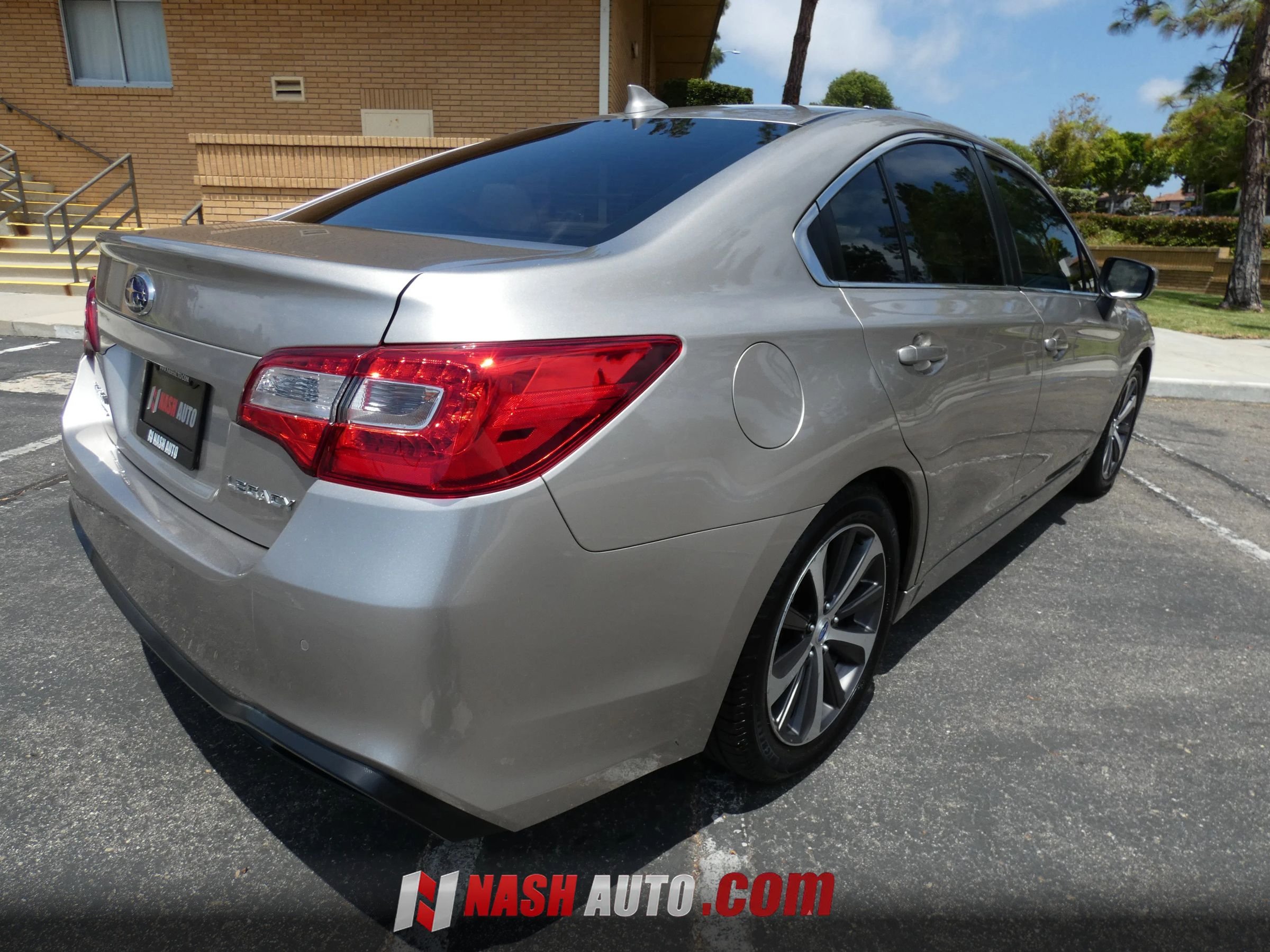 Used 2018 Subaru Legacy 2.5i Limited AWD/4WD image 8