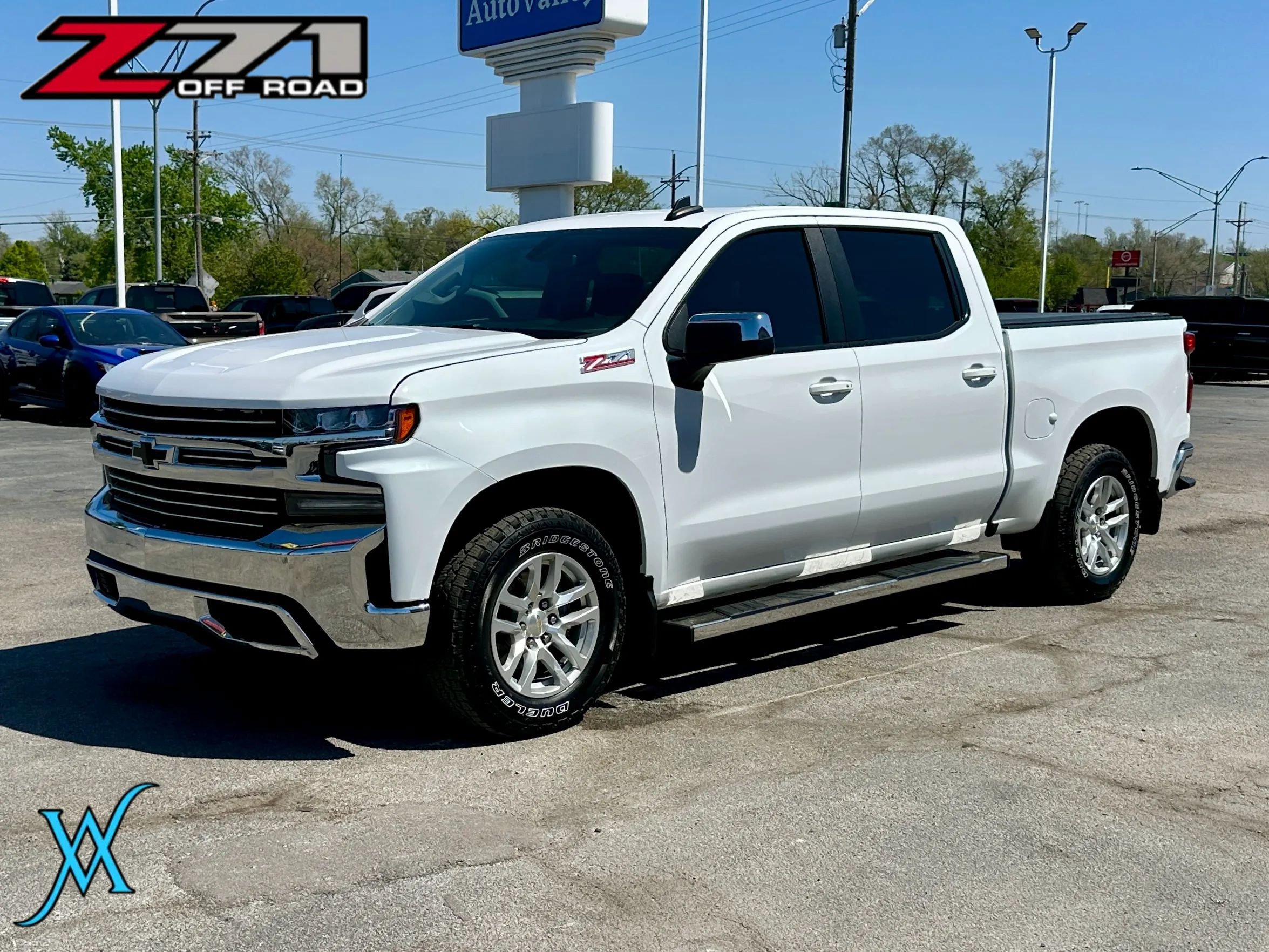 Used 2019 Chevrolet Silverado 1500 LT w/ All-Star Edition AWD/4WD image 3