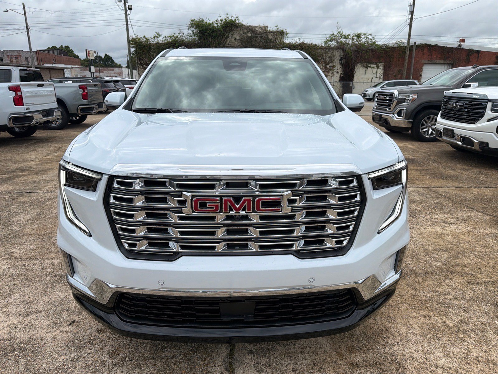New 2027 GMC Acadia Denali FWD image 7