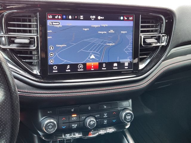 Used 2021 Dodge Durango R/T w/ Blacktop Package AWD/4WD image 15